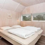 9 Person Holiday Home In Hemmet Hébergement de vacances Falen