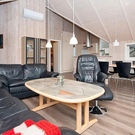 9 Person In Hemmet Ferienhaus Falen
